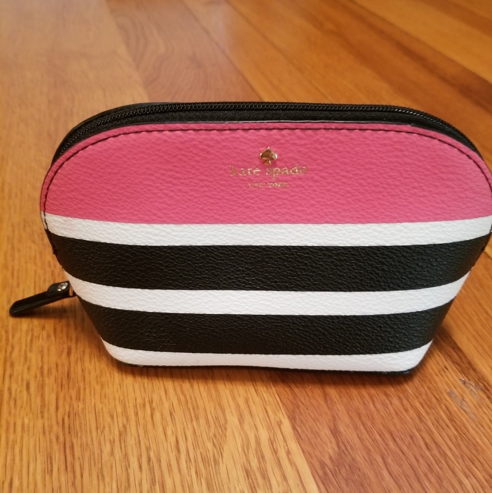 Kate Spade Hyde Lane Cosmetics case